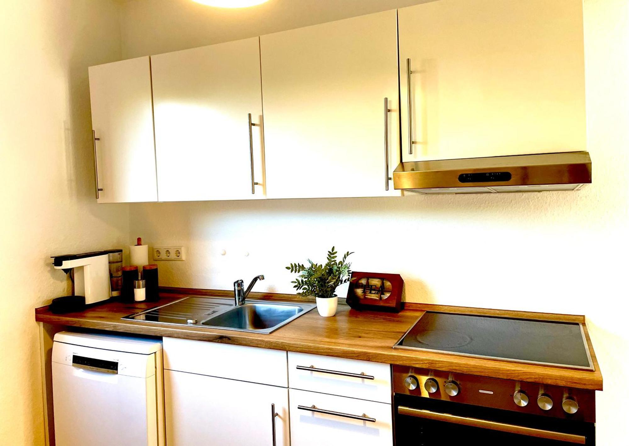 Wlan,Smart Tv,4 Betten, Zentral Emden Exterior foto